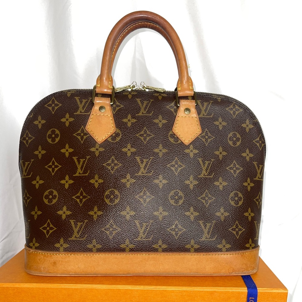 Louis Vuitton Alma PM